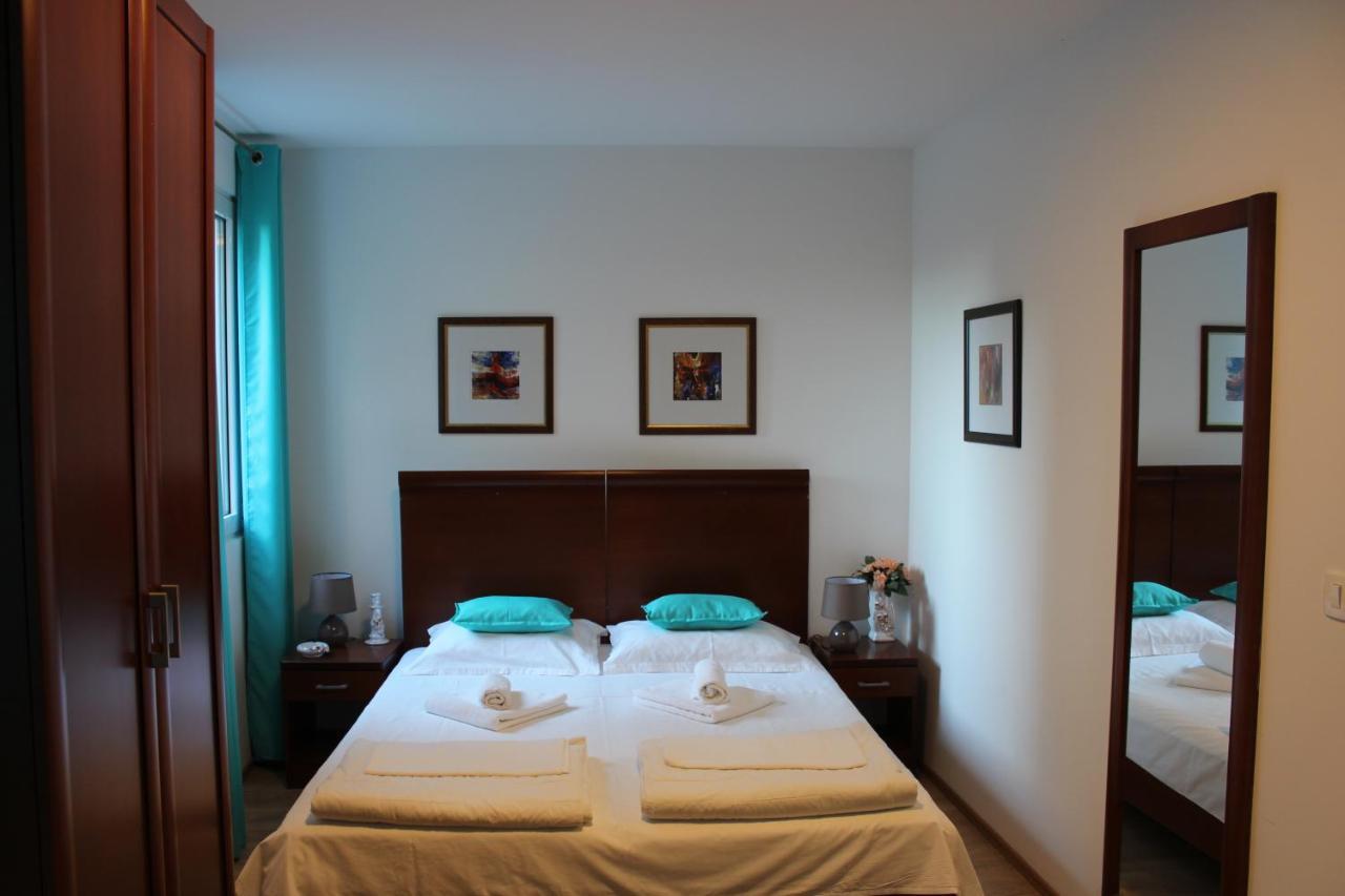 בודווה Apartments Balabusic מראה חיצוני תמונה