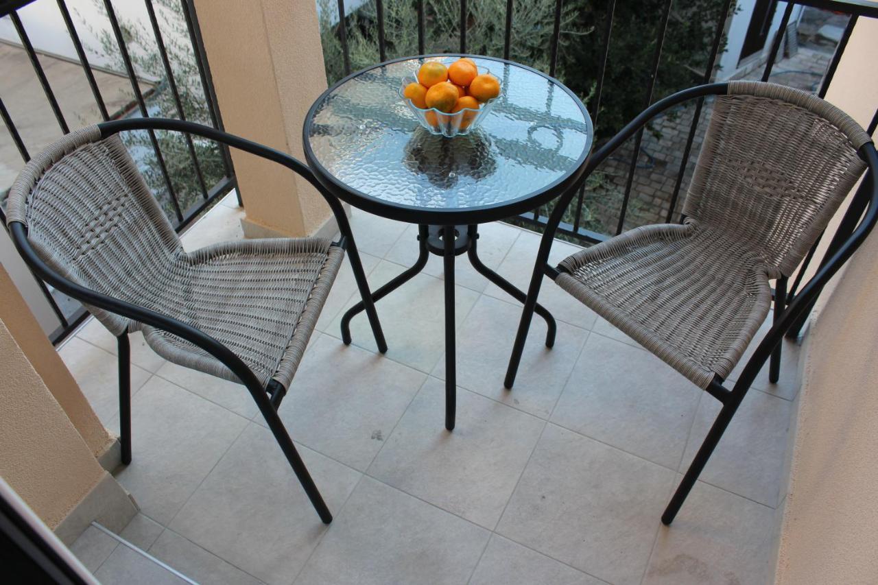 בודווה Apartments Balabusic מראה חיצוני תמונה